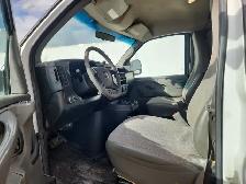 2011 GMC Savana - Photo 13