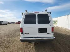 2003 Ford E-350 SD - Photo 6
