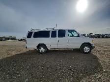 2003 Ford E-350 SD - Photo 7