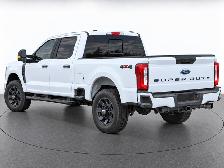 2026 Ford F-350 Super Duty XLT CREW CAB 4X4 - Photo 3