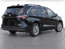 2026 Toyota Sienna XLE 8-Passenger XLE TRIM - Photo 3