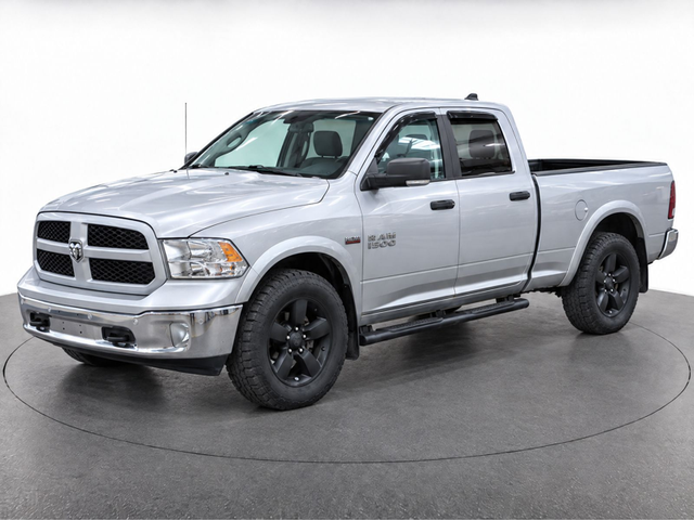 2015 Ram 1500 OUTDOORSMAN RUNNING BOARDS/ CREW CAB 4X4