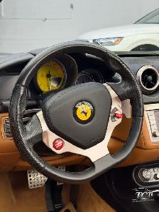 FERRARI CALIFORNIA 2010 — V8 DÉCAPOTABLE — 64,650 KM - Photo 7