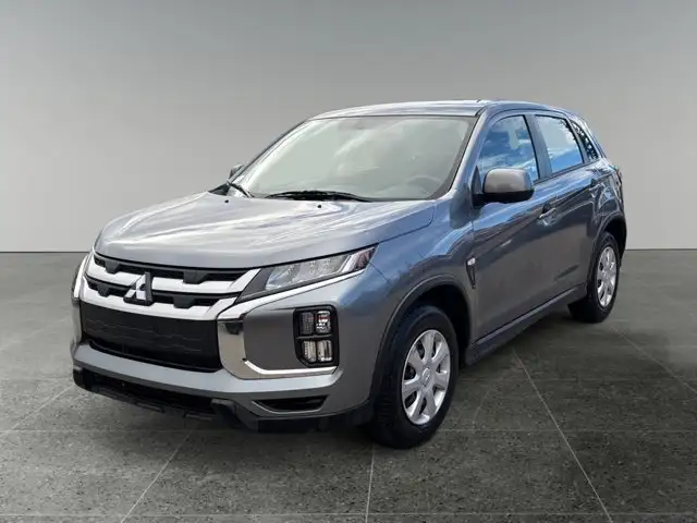 2025 Mitsubishi RVR ES
