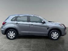 2025 Mitsubishi RVR ES - Photo 8