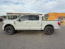 2023 Ford F-150 XLT - Photo 2