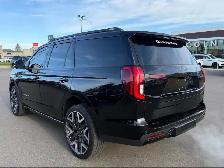 2026 Ford Expedition Platinum - Photo 3