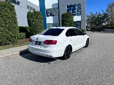 2014 Volkswagen Jetta 5-Speed Manual A/C ! - Photo 4