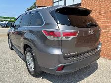 2015 Toyota Highlander XLE AWD 4dr - Photo 4