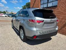 2015 Toyota Highlander Limited AWD 4dr - Photo 3