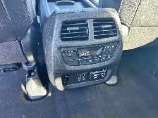 2022 Honda Pilot Touring 8-Passenger | 1 Owner | No Accidents - Photo 22