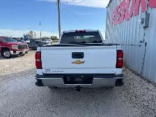 2018 Chevrolet Silverado 1500 LT Crew Cab 4WD - Photo 4