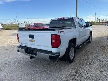 2018 Chevrolet Silverado 1500 LT Crew Cab 4WD - Photo 5