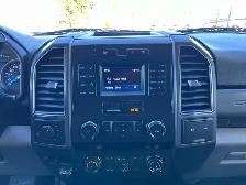 2019 Ford Super Duty F-350 SRW XLT Crew Cab 6.2L V8 | No Acciden - Photo 27