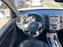 2010 Hyundai Veracruz Limited AWD 7 Passenger | 2nd Set of Tires - Photo 13