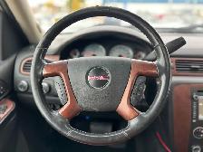 2012 GMC Sierra 2500HD SLT Crew Cab 6.6L V8 Diesel |Reverse Came - Photo 15