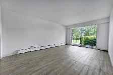 Grosvenor Square Apartments - 2 Bedroom available at 10463 150th - Photo 10