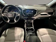 2024 GMC Terrain SLT - Photo 9