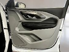 2024 GMC Terrain SLT - Photo 30