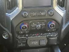 2022 Chevrolet Silverado 3500HD LT - Photo 3