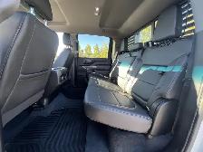 2022 Chevrolet Silverado 3500HD LT - Photo 34