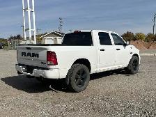 2023 Ram 1500 Classic Express | 5.7L V8 | Heated Seats - Photo 7