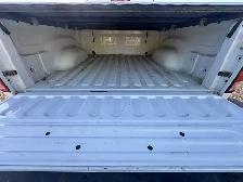 2023 Ram 1500 Classic Express | 5.7L V8 | Heated Seats - Photo 15