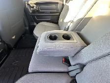 2023 Ram 1500 Classic Express | 5.7L V8 | Heated Seats - Photo 33