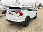 2024 GMC Terrain - Photo 2