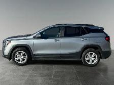 2024 GMC Terrain SLE - Photo 2