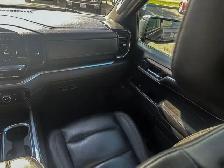 2024 Chevrolet Silverado 1500 RST | 4X4 | Leather | R. Start - Photo 27