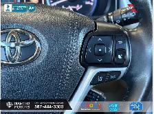 2017 Toyota Highlander XLE AWD - Mint Condition - Brand New Tire - Photo 13