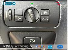 2013 Volvo XC60 3.2 - Mint Condition - Photo 20