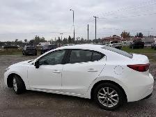 2017 MAZDA MAZDA3 TOURING | CLEAN CARFAX | SUPER CLEAN - Photo 4