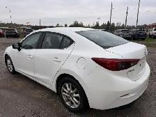2017 MAZDA MAZDA3 TOURING | CLEAN CARFAX | SUPER CLEAN - Photo 5