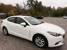 2017 MAZDA MAZDA3 TOURING | CLEAN CARFAX | SUPER CLEAN - Photo 9