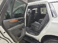 2025 GMC Yukon - Photo 11