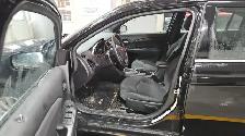 2014 Chrysler 200 - Photo 9