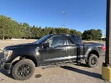 2022 Ford F-150 LARIAT SuperCrew 5.5' Box 4WD | No Accidents