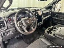 2027 Ram 3500 Tradesman Crew 4x4, 6.7L CUMMINS - Photo 11