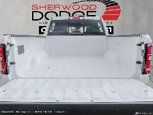 2026 Ram 1500 Express Crew Cab 4WD - Photo 7