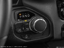 2026 Ram 1500 Express Crew Cab 4WD - Photo 15