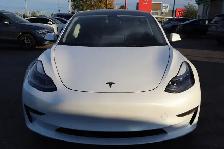 2022 Tesla Model 3 - Photo 2