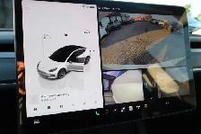 2022 Tesla Model 3 - Photo 17