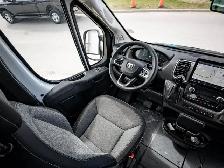 2025 Ram ProMaster Cargo Van SLT - Photo 19