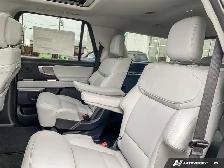 2027 Ford Expedition Platinum 4x4 - Photo 24