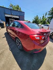 2019 Chevrolet Cruze LT - Photo 2