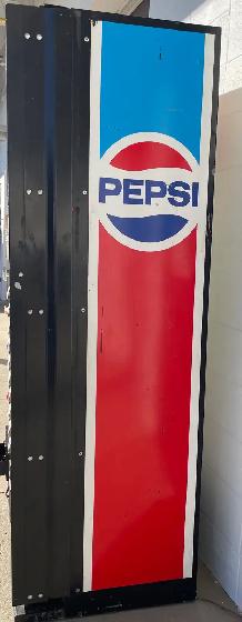 vintage Pepsi machine - Photo 4