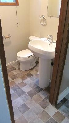 East-side / South Nutana - Excellent quiet family location - Photo 3