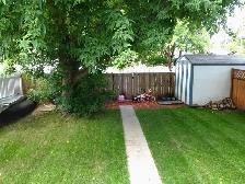 East-side / South Nutana - Excellent quiet family location - Photo 10